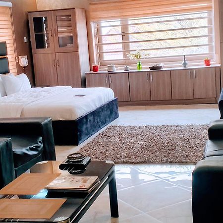 Nuit De Paris Hotel Abuja Luaran gambar