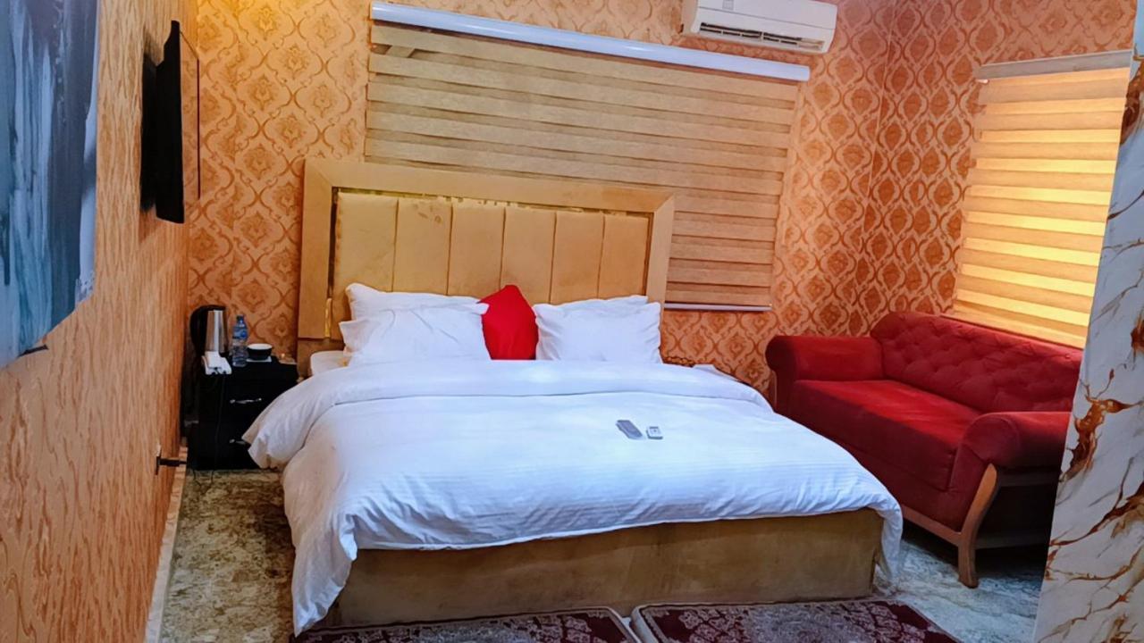 Nuit De Paris Hotel Abuja Luaran gambar