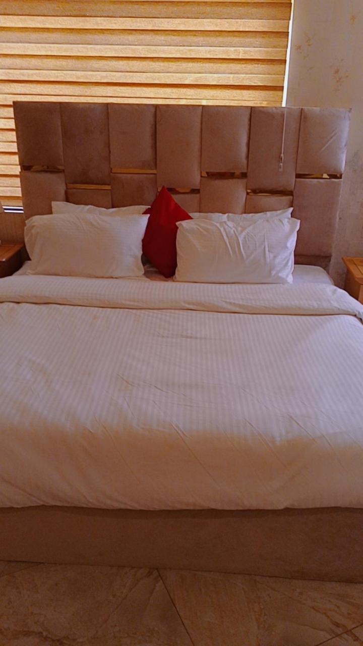 Nuit De Paris Hotel Abuja Luaran gambar
