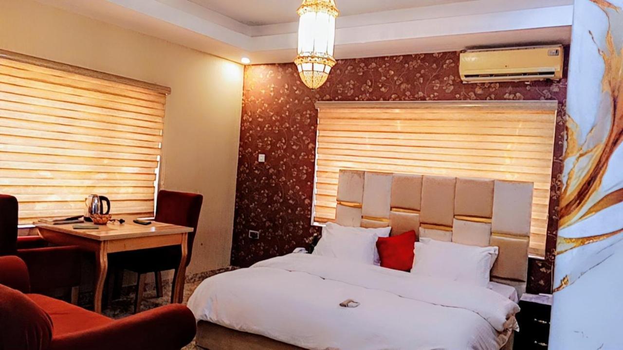 Nuit De Paris Hotel Abuja Luaran gambar
