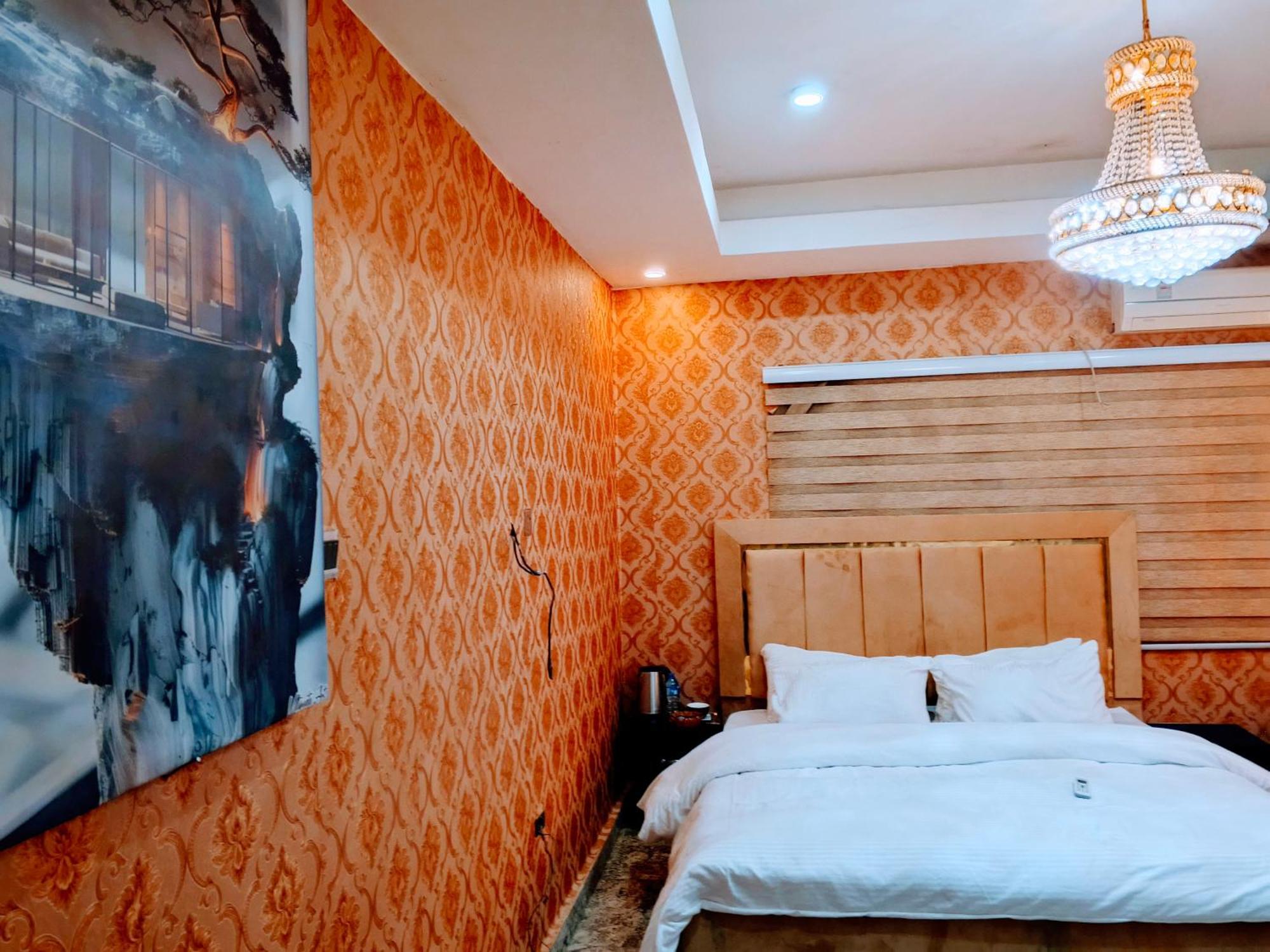 Nuit De Paris Hotel Abuja Luaran gambar