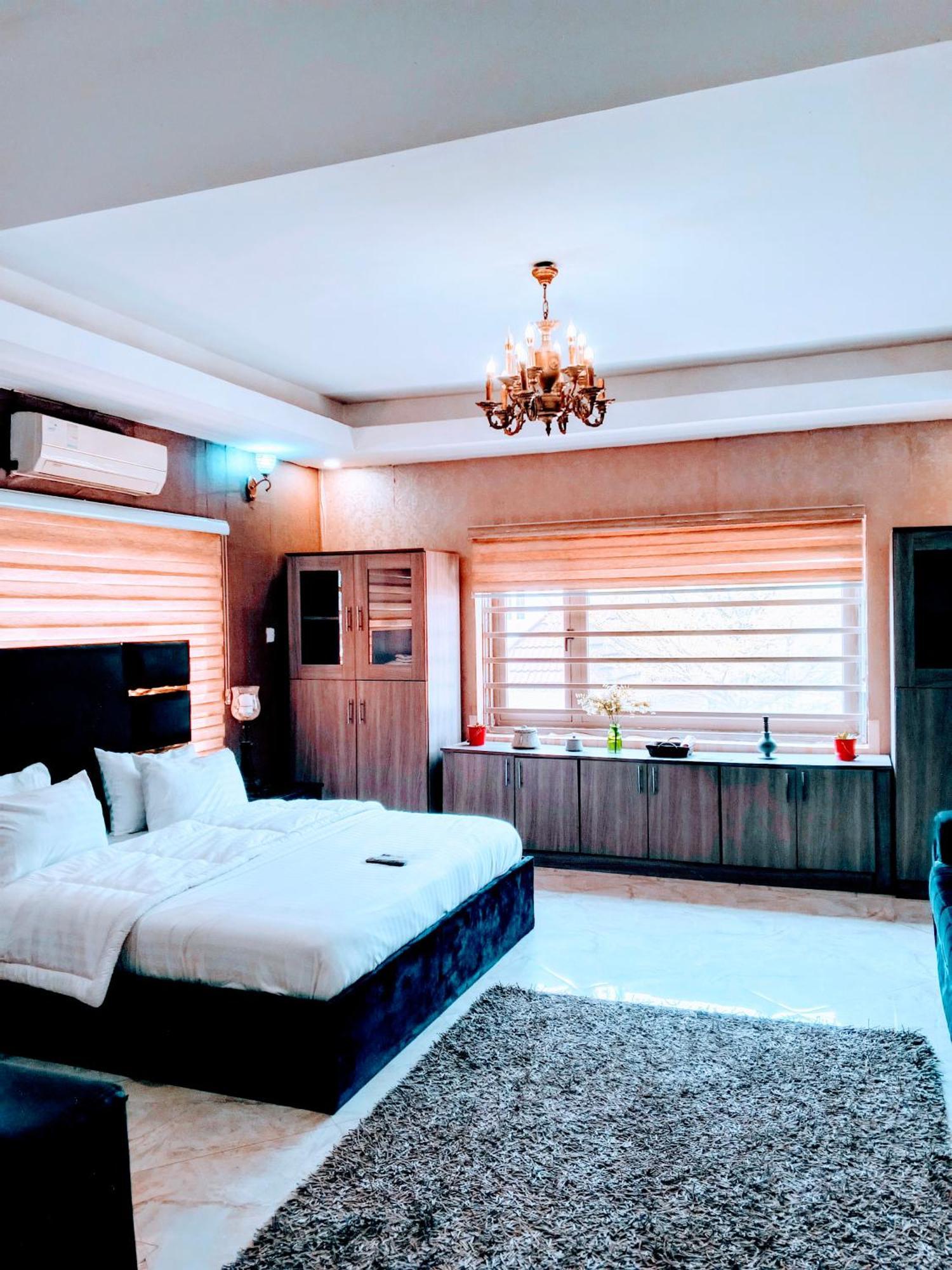 Nuit De Paris Hotel Abuja Luaran gambar