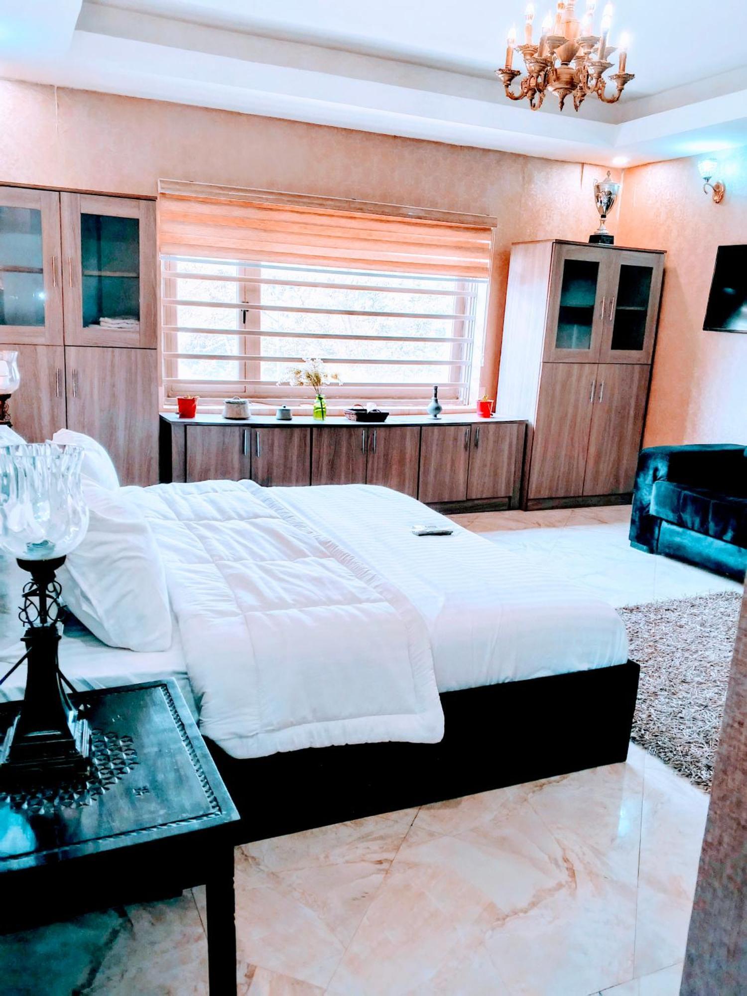 Nuit De Paris Hotel Abuja Luaran gambar